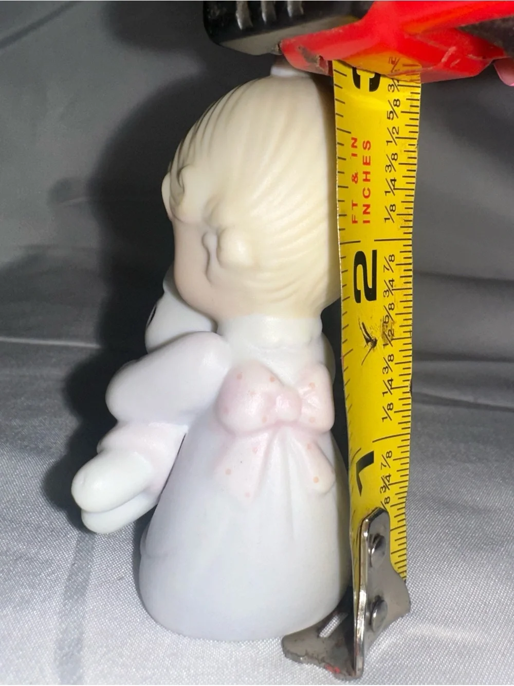 Precious Moments Jesus Loves Me E-9279 Girl Bunny 1982 Vintage Figurine